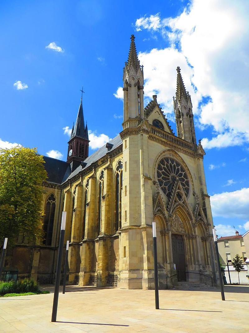 Apartamento Le Cosmopolitan - Proche Gare Centre Et Tramway Reims Exterior foto