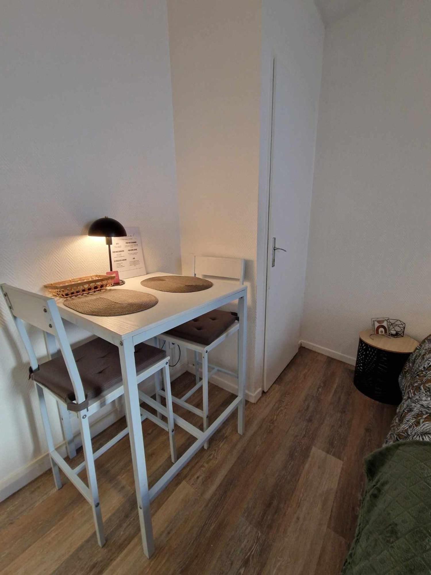 Apartamento Le Cosmopolitan - Proche Gare Centre Et Tramway Reims Exterior foto